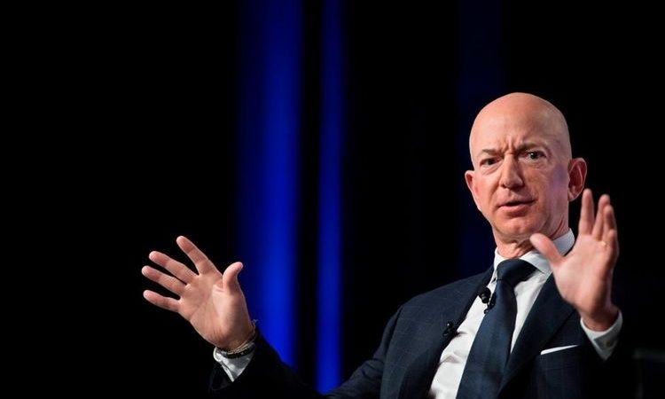 Jeff Bezos nu mai are pe ce să dea banii. Care este ultima achiziție în valoare de 500 milioane de dolari