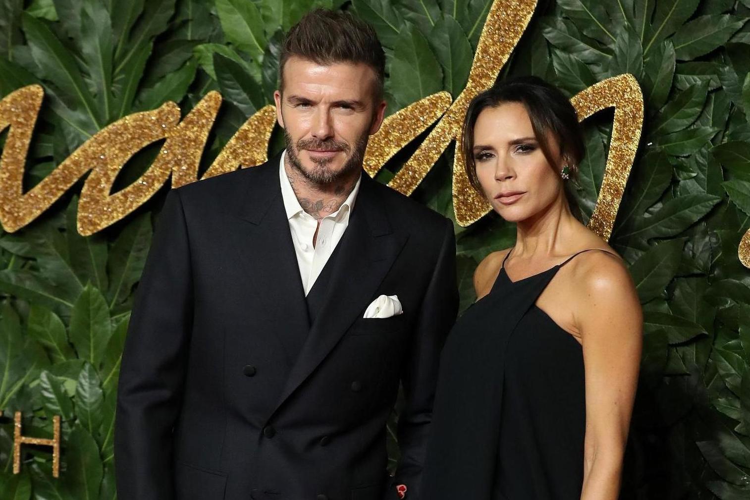 Victoria și David Beckham se ceartă cu vecinii. Cu ce i-au supărat starurile pe locuitorii de la țară