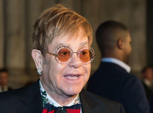 Elton John sărbătorește 30 de ani de când e „sobru”. Mesaj emoționant