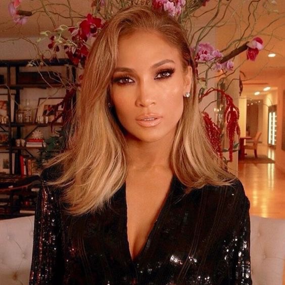 Jennifer Lopez, mai zen ca niciodată. Și-a amânat și nunta