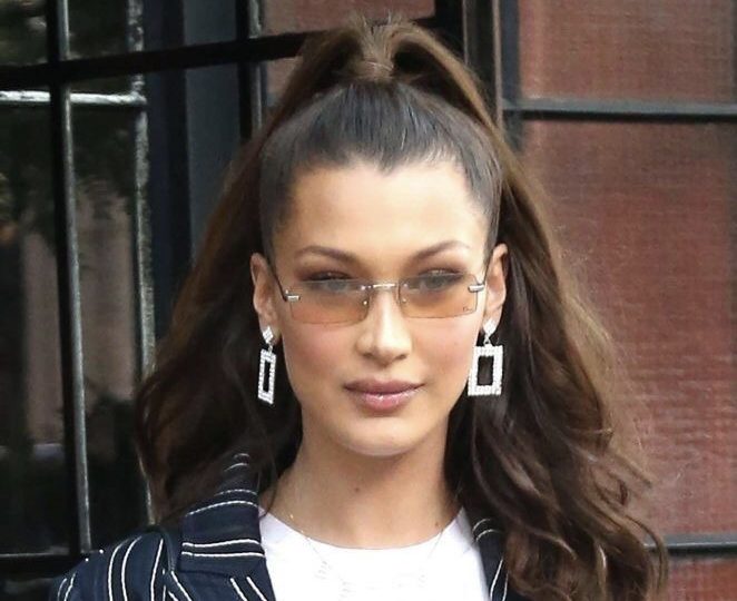 Bella Hadid face semne obscene poliției din New York