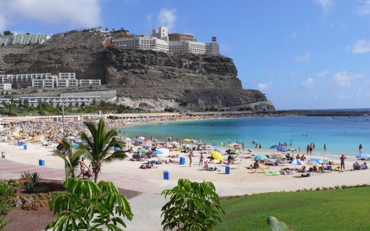 Noi reguli impuse de autorități în Spania. Măștile de protecție obligatorii în Tenerife