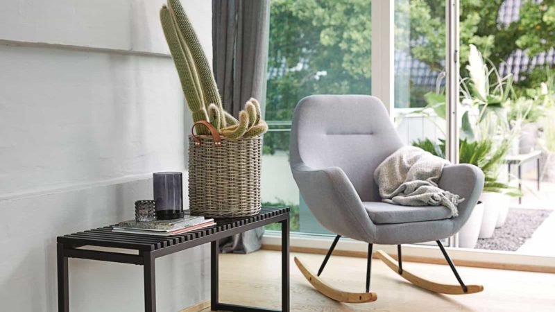 Cum alegi cel mai potrivit scaun balansoar pentru casă și grădină
