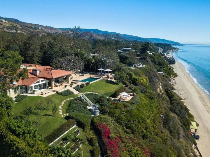 Vila din Malibu unde clanul Kardashian petrece vacanța. E de milioane!