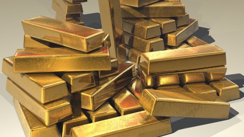 Vreți să puneți „deoparte”? Finanțiștii spun: Cumpărați aur!