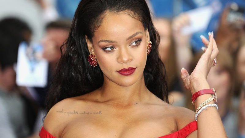 Rihanna a fost „nominalizată” pentru postul de viitoare regină în Barbados