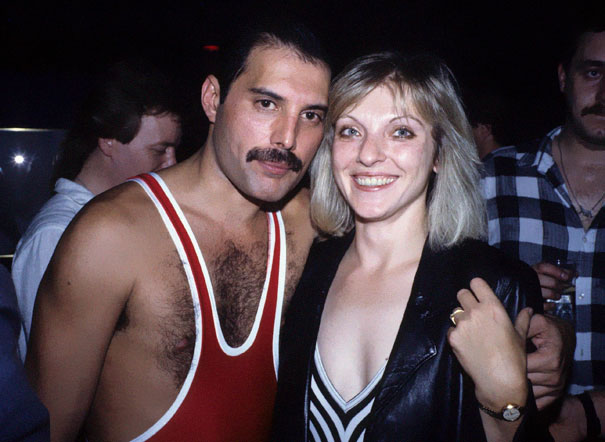Moștenitoarea lui Freddie Mercury, război cu fanii superstarului. Unde e cenușa idolului?
