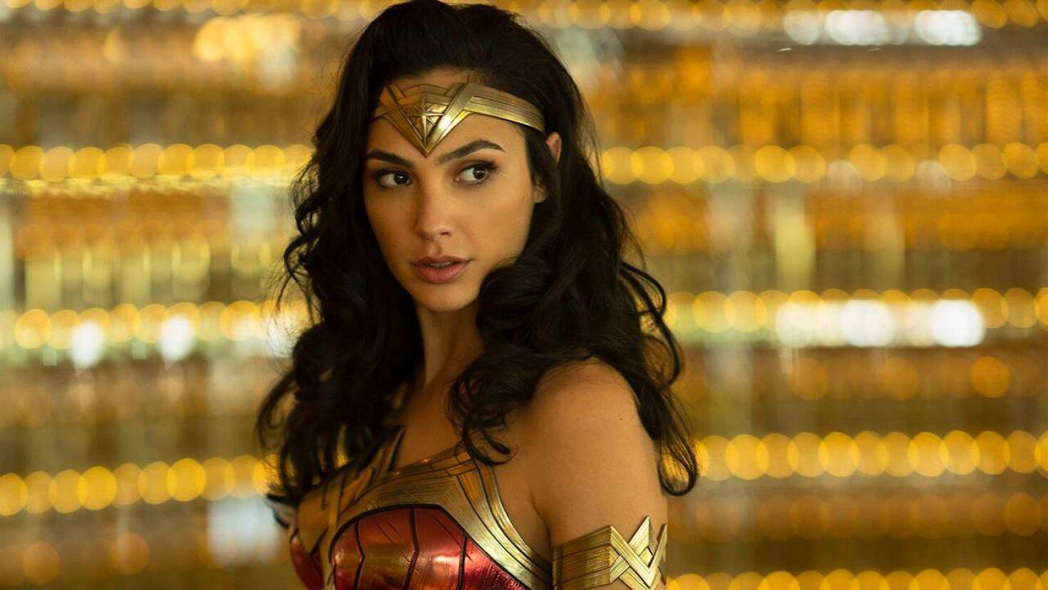 Lansarea Wonder Woman amânată pentru a 3-a oară. Filmul urmează să apară pe marile ecrane de Crăciun