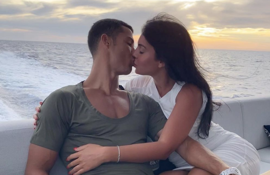 Ronaldo și Georgina, ultimele poze din cea mai fierbinte vacanță