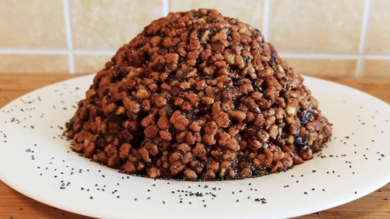 Un tort aparte: Mușuroi de furnici cu biscuiți făcuți în casă