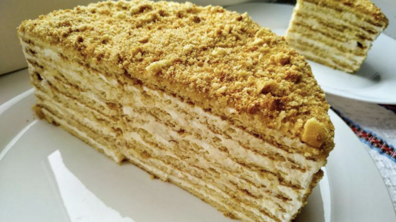 Miedovic – cel mai fin și aerat tort din miere