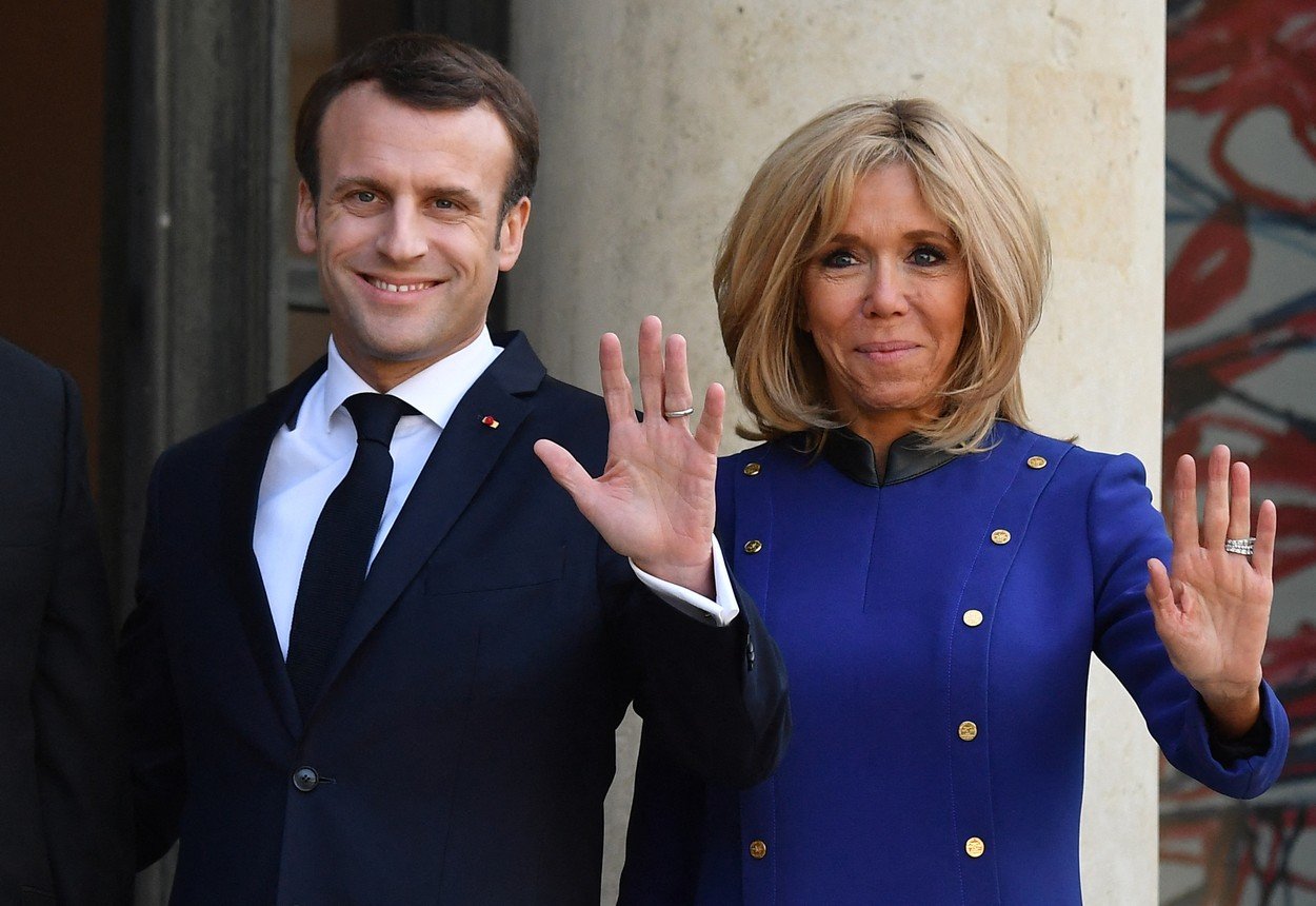 жена президента франции макрона фото в молодости и сейчас