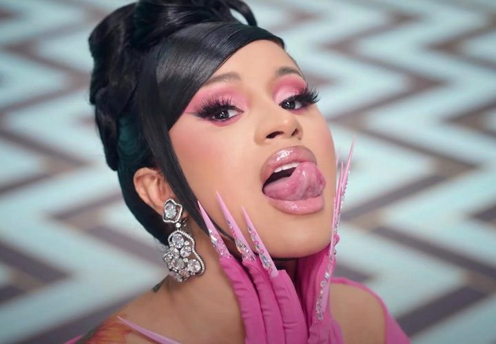 Cardi B cheltuie sume enorme pentru fetița sa. Cât a plătit la o sigură sesiune de shopping