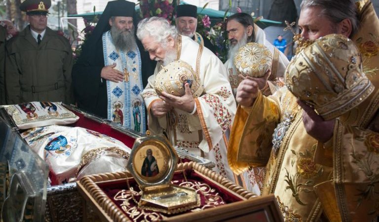 Mitropolitul Moldovei și Bucovinei intervine în „Scandalul Moștelor de la Iași”. Un mesaj plin de durere
