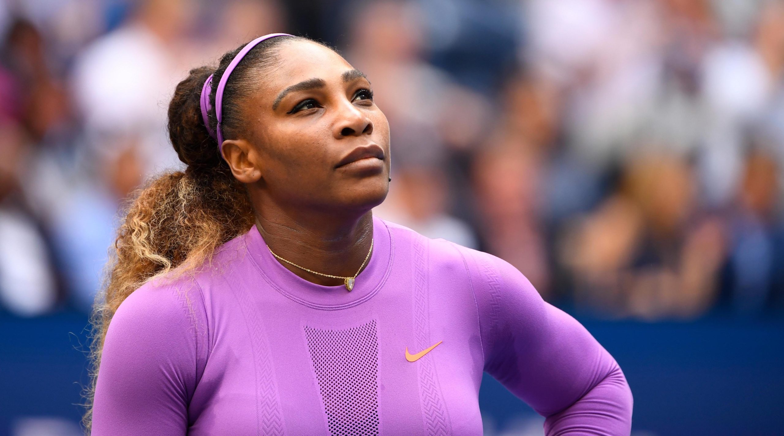 Serena Williams e într-o formă de zile mari. S-a atârnat de tavan. FOTO