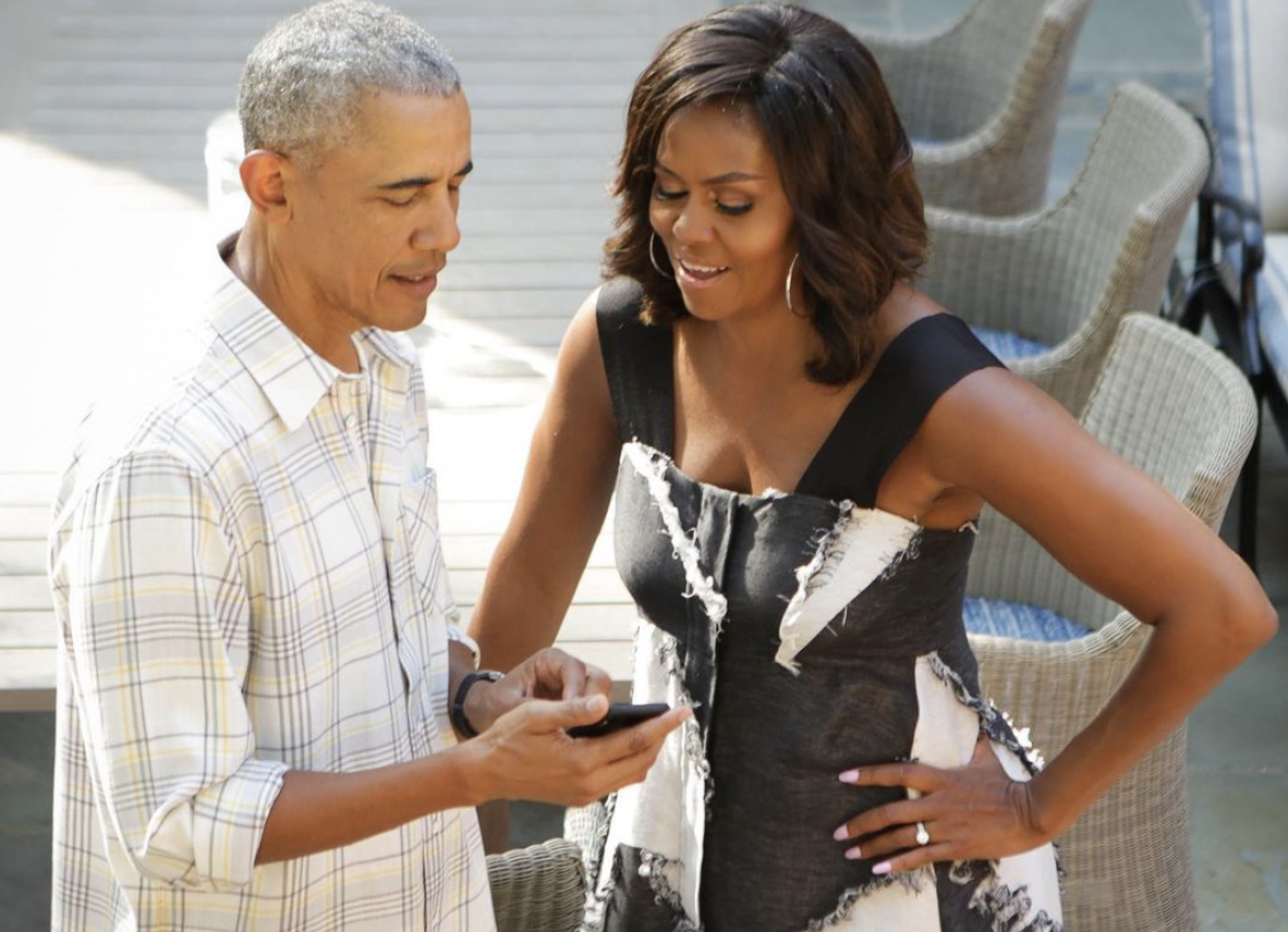 Ce face fosta Primă Doamnă Michelle Obama la televizor