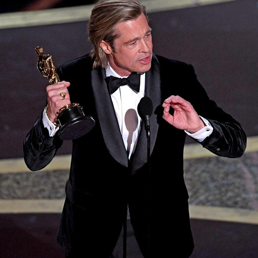 Brad Pitt a făcut senzație la premiile Oscar. Dialogul pe care l-a avut cu una dintre câștigătoare este savuros