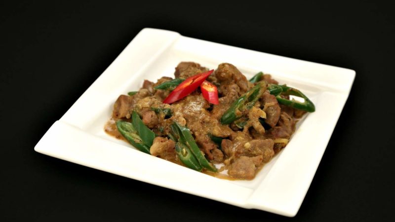 Tocană picantă Bicol Express, direct din Filipine