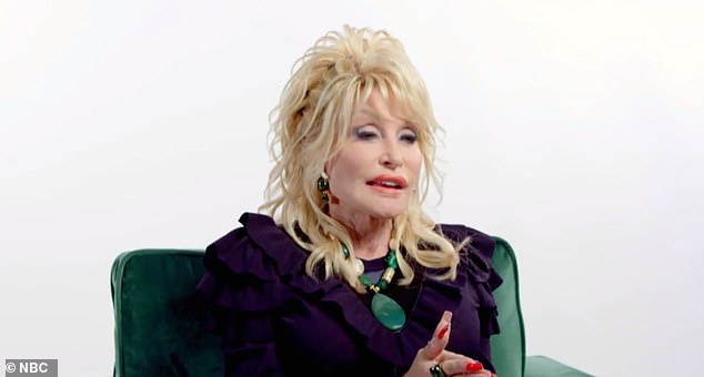 Dolly Parton face mărturisiri inedite despre corpul ei! E posibil să apară în Playboy la 75 de ani!