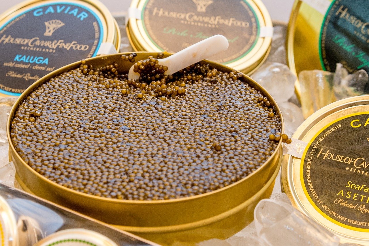 Tot ce trebuie să știți despre caviar, dar și o rețetă-delicatesă