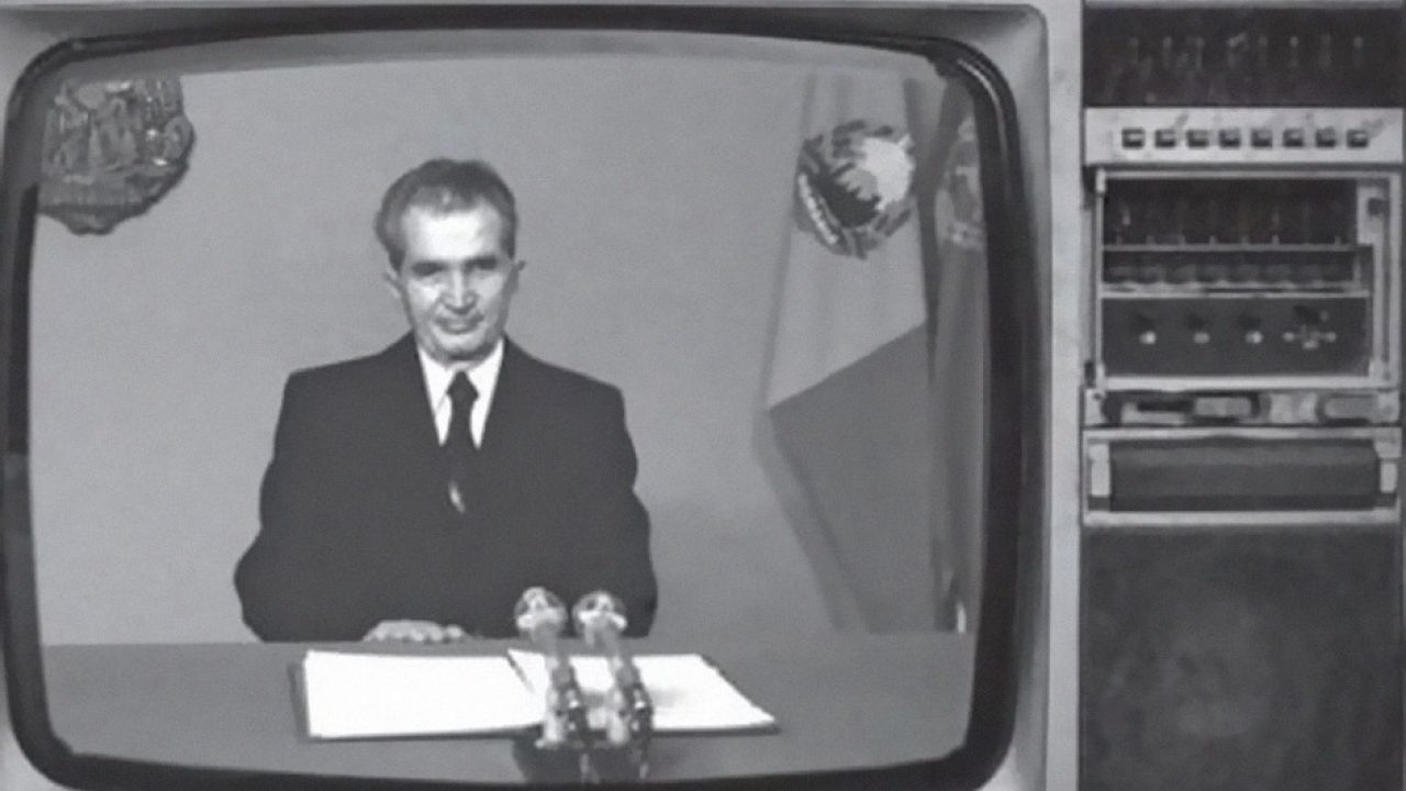 Ce vedeau românii la televizor în decembrie 1989. Două ore pe zi de program
