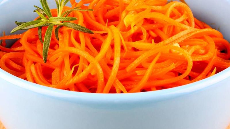 Salata de morcov în stil franțuzesc. O rețetă rafinată