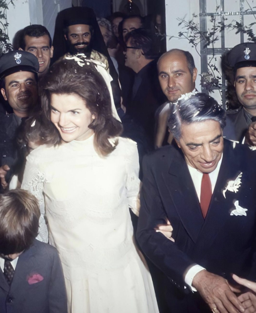Povestea insulei lui Onassis. De ce a adus-o aici „Grecul de aur” pe Jacqueline Kennedy