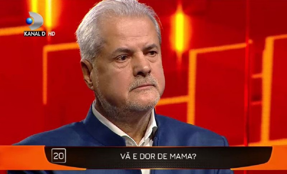 Adrian Năstase cu lacrimi în ochi. Vă e dor de mama?