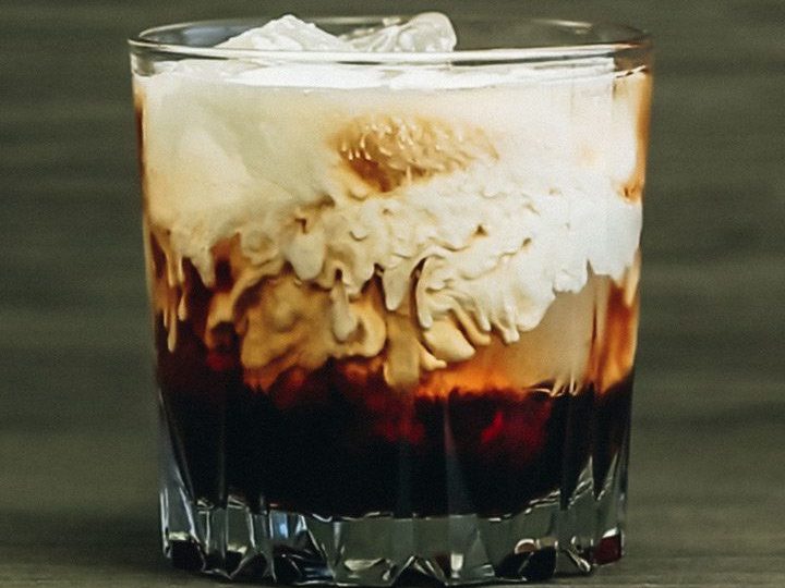 White Russian, un cocktail simbol al decadenței