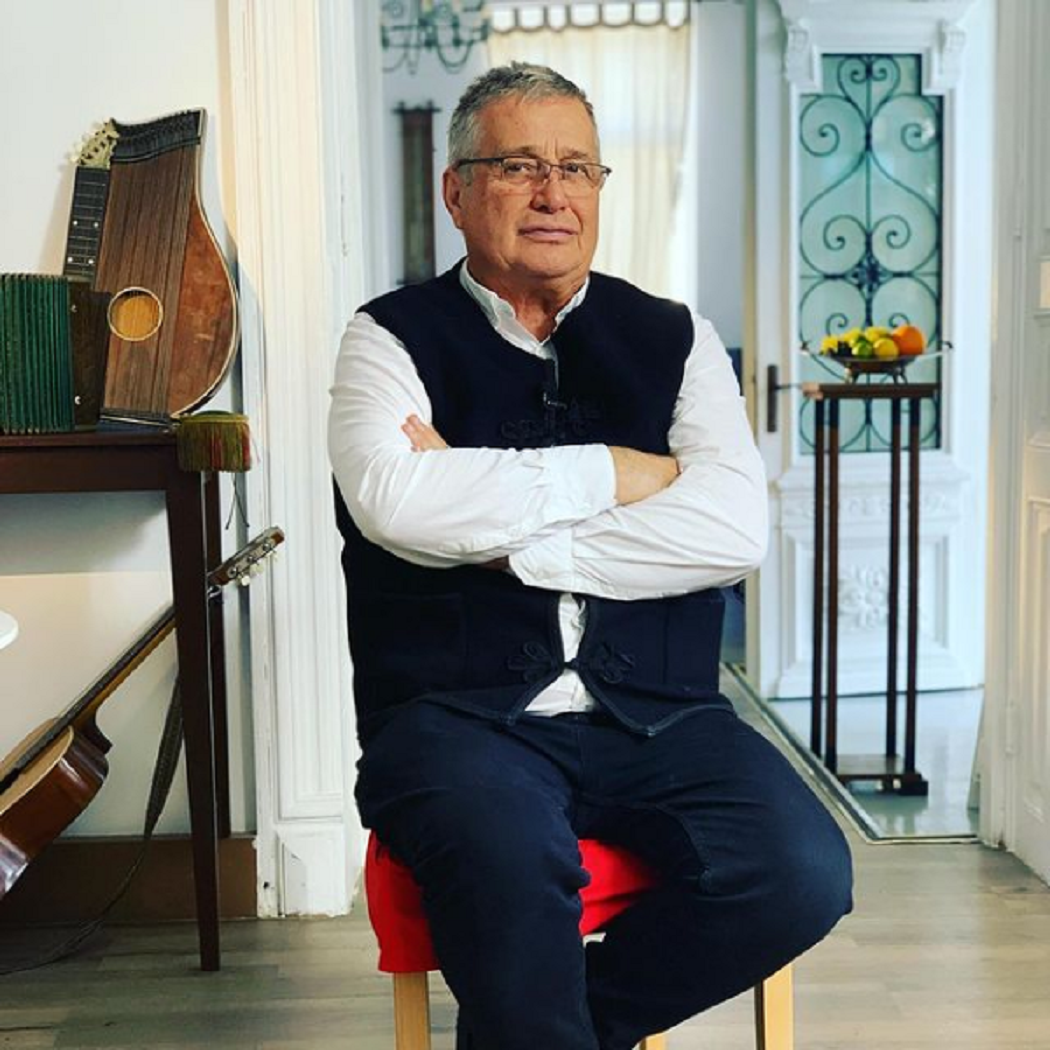 Poetul Mircea Dinescu: ”Faliment scrie pe mine!”