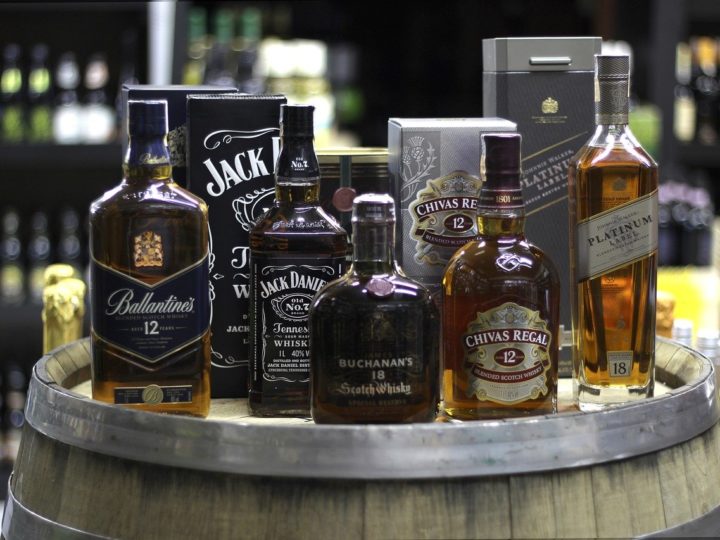 Whisky, schotch, burbon – care e diferența?