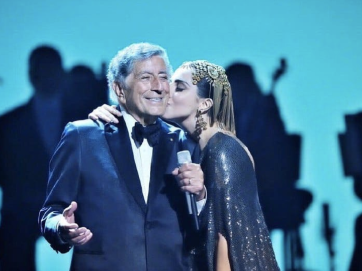 Bolnav de Alzheimer, vedeta jazz-ului mondial, Tony Bennett, în duet cu Lady Gaga