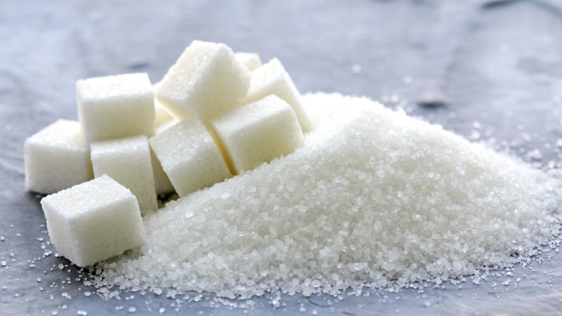 Semne că mâncați prea mult zahăr