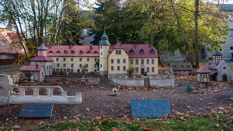 Omul care a construit 40 de castele în jurul unui mic oraș german