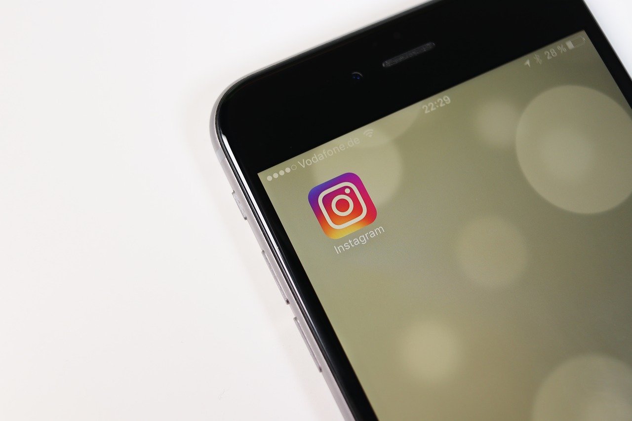Instagram ia o decizie majoră. Va restricționa mesajele
