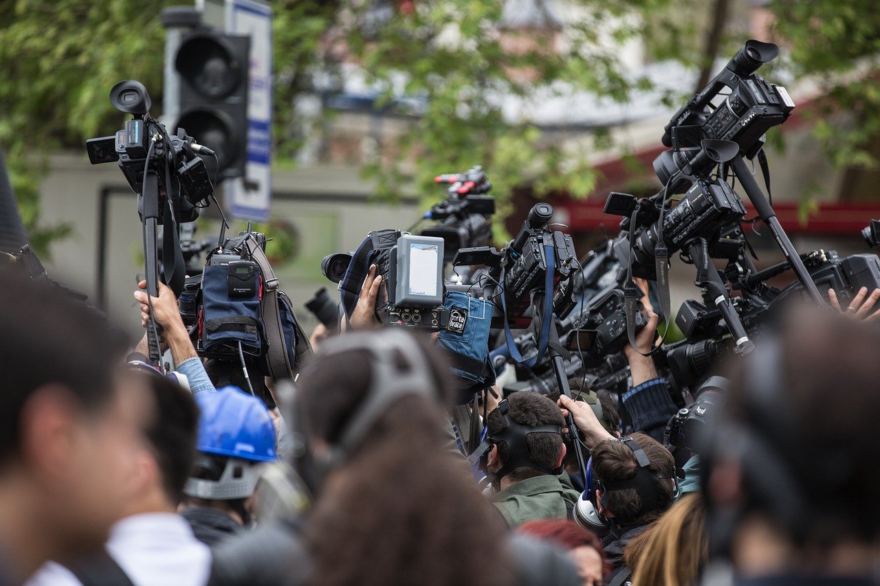 Azi e Ziua Mondială a Presei. MediaSind cere guvernanților să recunoască jurnaliștilor statutul de „lucrători esențiali!”