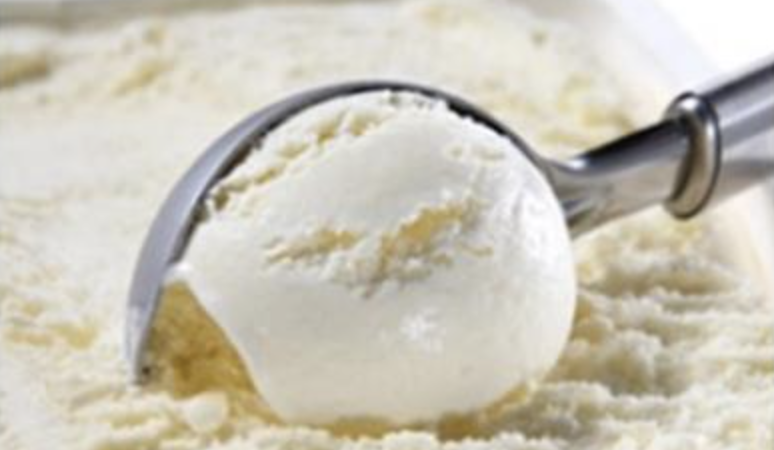 Înghețată de lămâie cu iaurt cremos