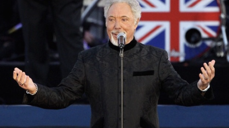 Ce planuri are Tom Jones la 81 de ani