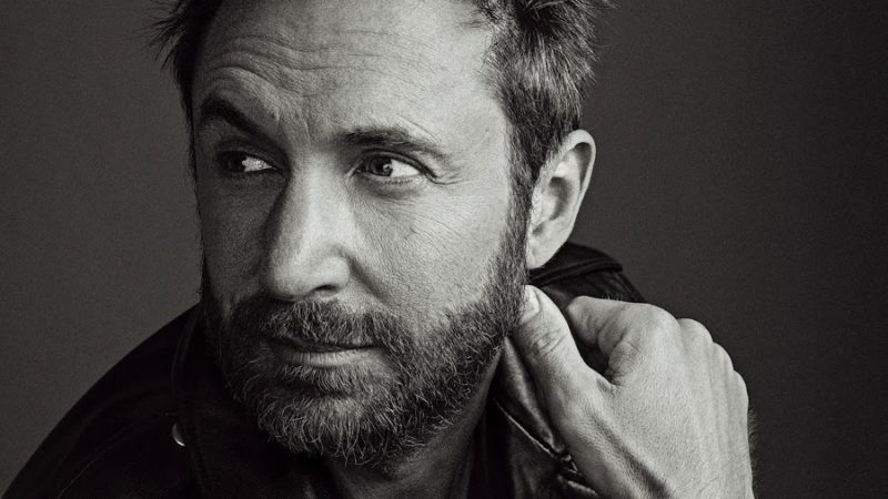 Cum arată David Guetta la 53 de ani, la plajă. Are o iubită cu 25 ani mai tânără