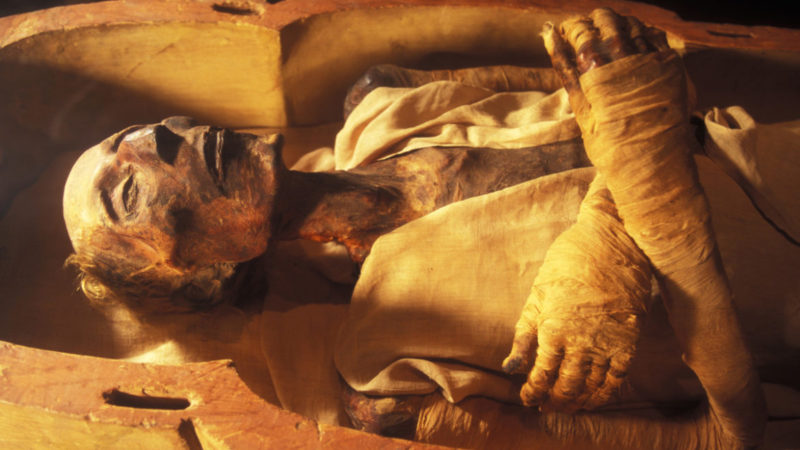 Misterul mumiei țipătoare