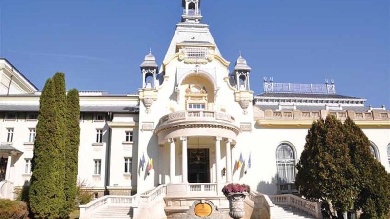 De ce se mai numește cazinoul din Sinaia și Casa Diavolului
