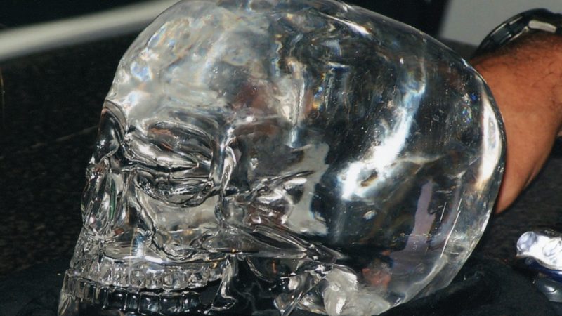 Misterul craniului de cristal. E făcut de extratereștri ori de mâna omului?