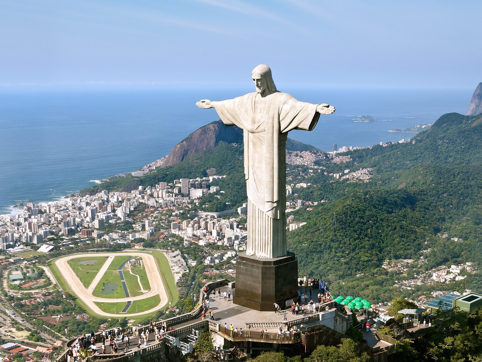 Geniul român care a făcut chipul lui Iisus din Rio de Janeiro
