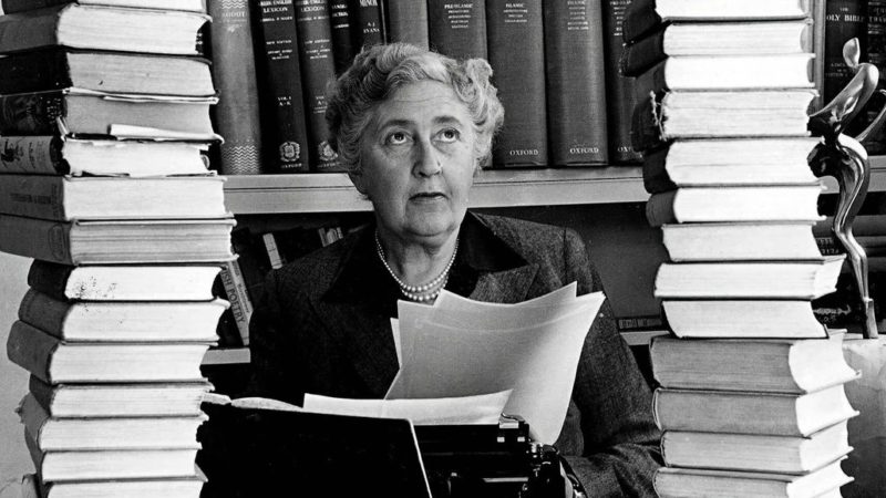 Răzbunarea scriitoarei Agatha Christie. Poliția a secat un lac atunci când aceasta a dispărut brusc