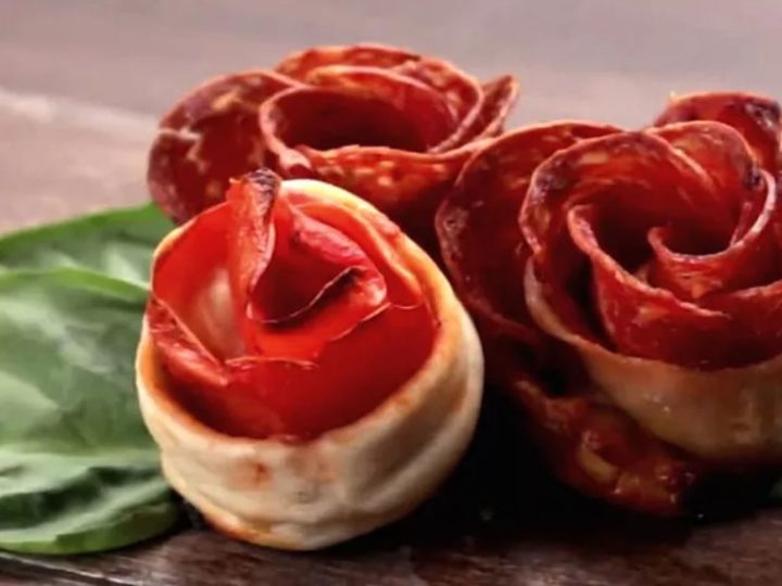 Trandafiri de pizza, un deliciu al italienilor