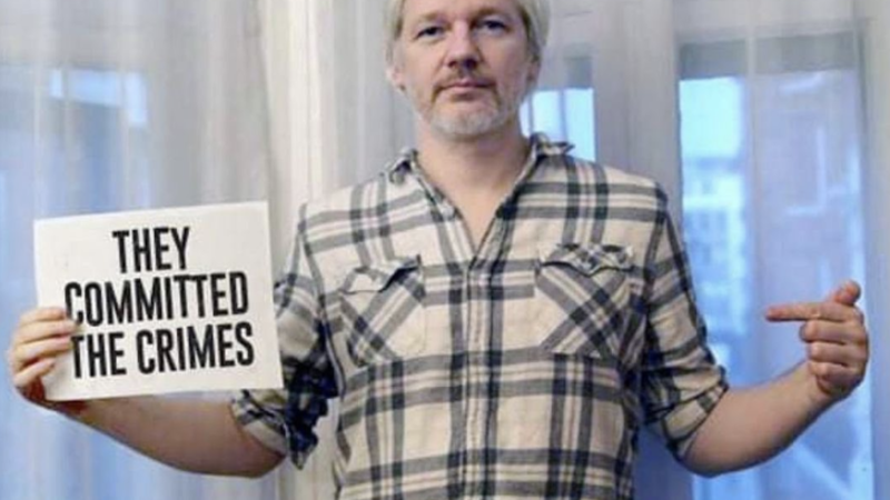 Fondatorul WikiLeaks, Julian Assange, a rămas fără cetățenie