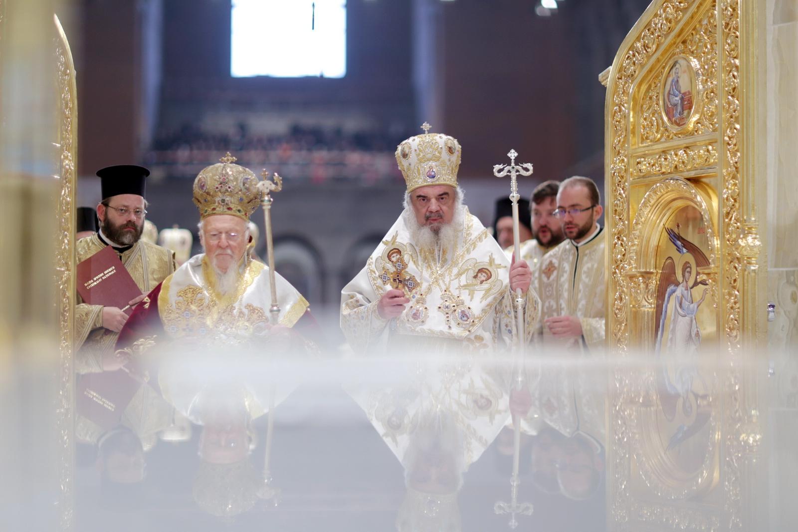 Patriarhul BOR aniversează împlinirea vârstei de 70 de ani. Îi puteți transmite mesaje