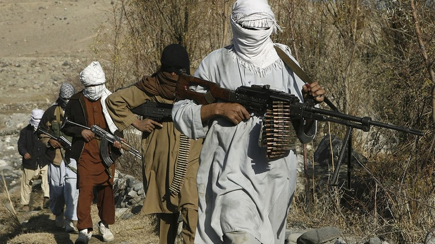 Trimisul special al ONU în Afganistan după atacul talibanilor: Mă tem că ce e mai rău abia urmează