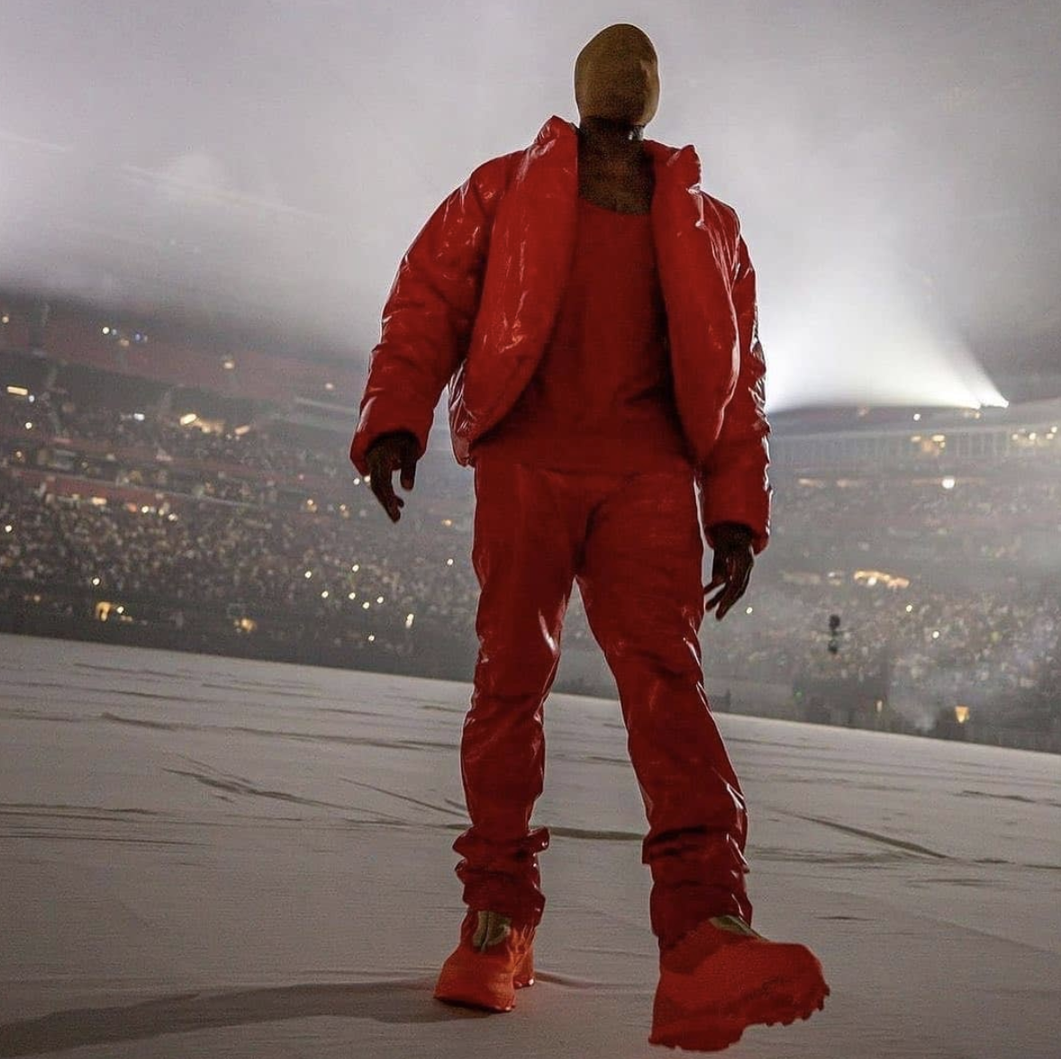 Dezvăluirea momentului: Kanye West, boschetar de lux. Iată ce îi lipsește starului internațional