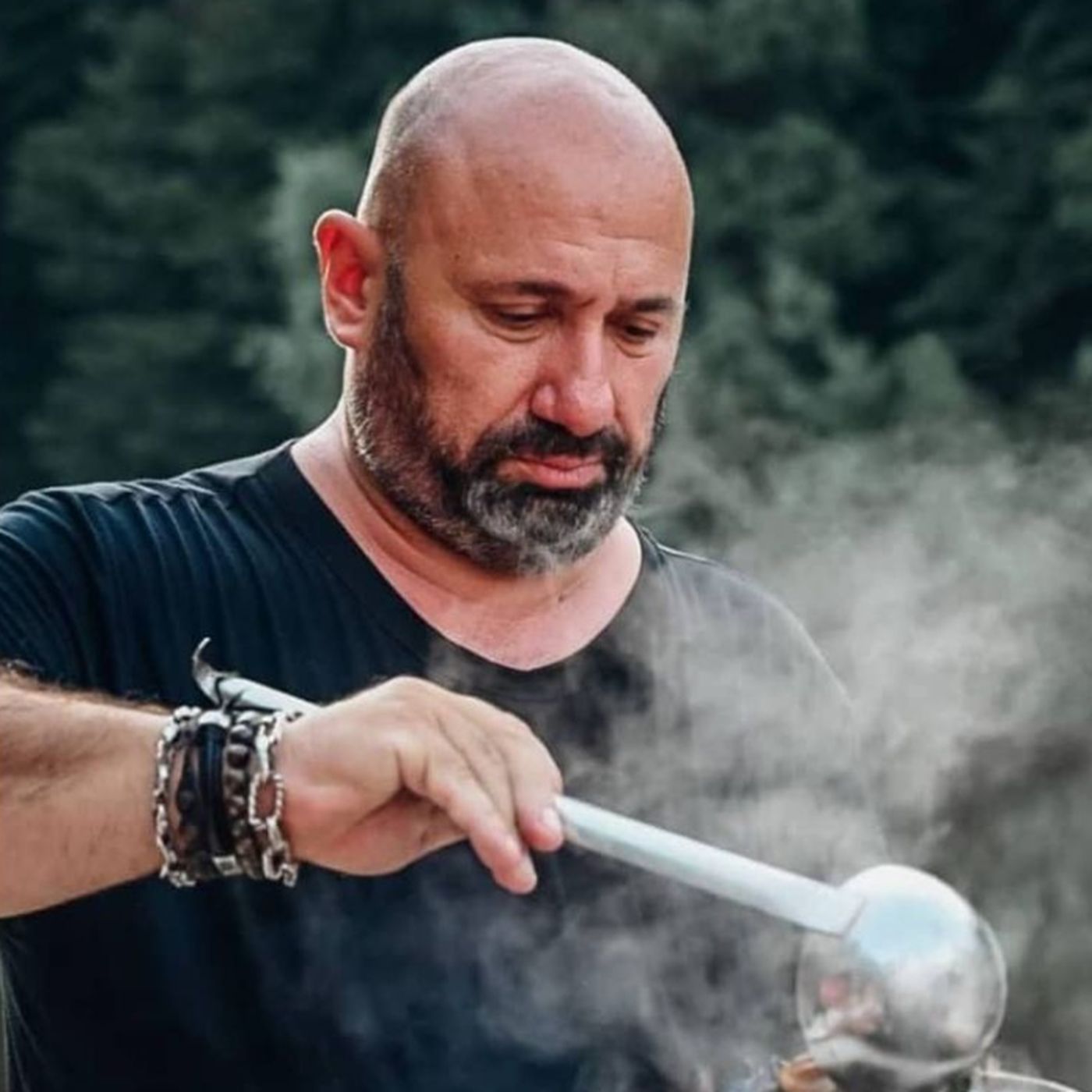 Chef Cătălin Scărlătescu, amănunte picante despre viața sentimentală. Cum le ia mințile femeilor